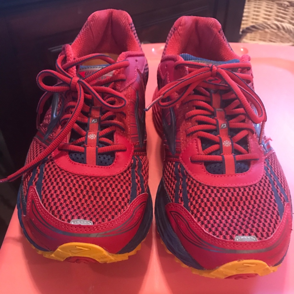 Men’s Brooks adrenaline